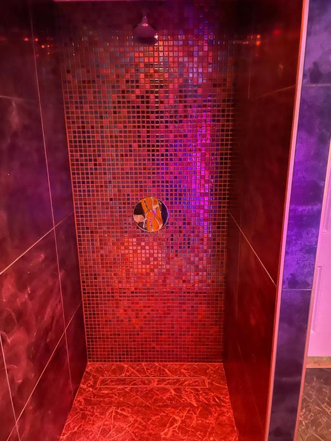 Deluxe Studios With Spa Included Portsmouth Dış mekan fotoğraf